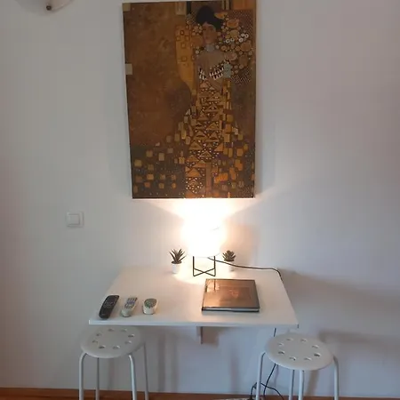 Cosy Rooftop With Balcony Belgrade